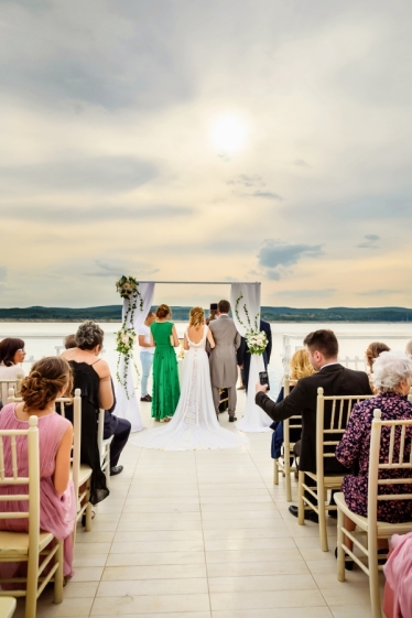 Silver Reliable Birthplace Shaker Events - Păreri și nunți reale de la fotografi și cameramani