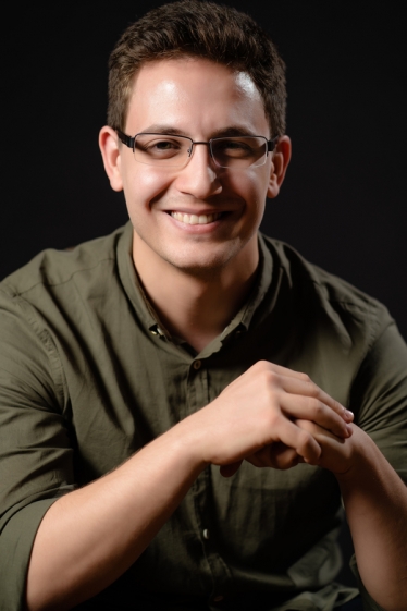 Alex Pasarelu #1615511