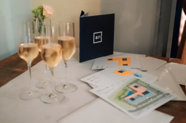 Alex Pasarelu #1615519