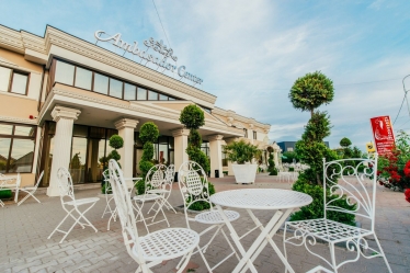 Laurentiu Nica #1616037