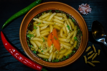 Nelutu Rosu #1745395