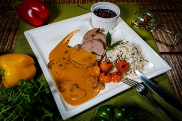 Nelutu Rosu #1745397