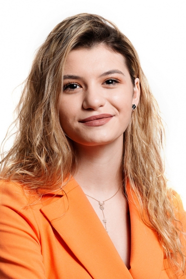 Lens of Alex #1802612