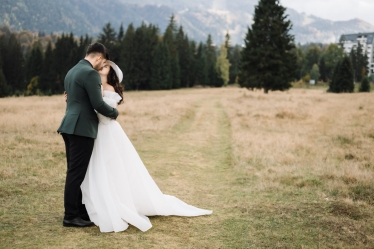 Geanina Brănici Fotograf #1861419