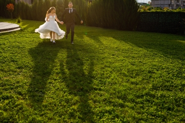 Victor Leontescu #1935047