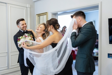 Andreea Radu Photographer #2038609