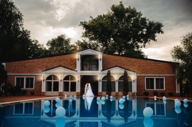 CRS PHOTOGRAPHER #2060072